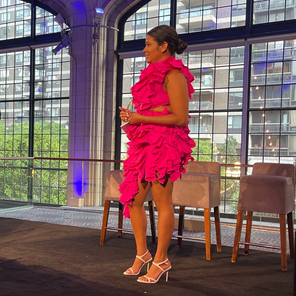 AKNVAS
Olive Ruffle Dress
Color: Hibiscus
Size: 4